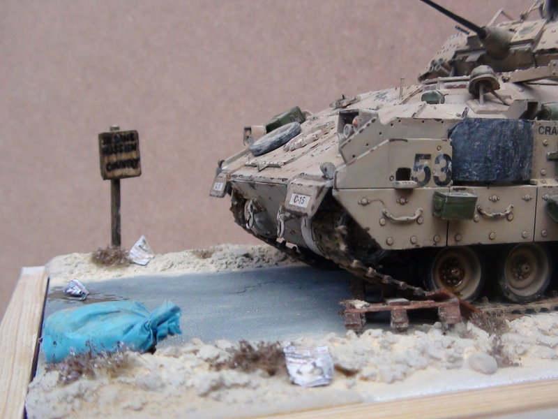 M2A2 Bradley   (Academy 1:35) 23748558vl