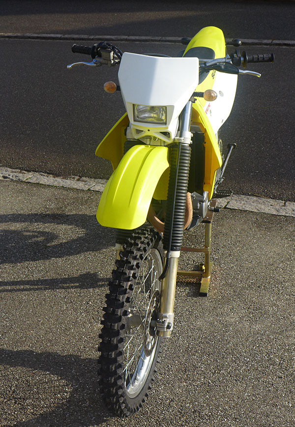 [Vendu] Suzuki DRZ400E de 2006 avec options 24381142mq