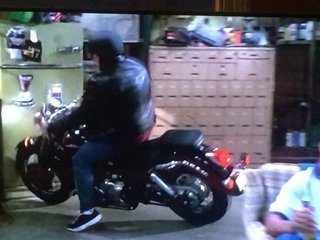 King of Queens Biker 25652738jo