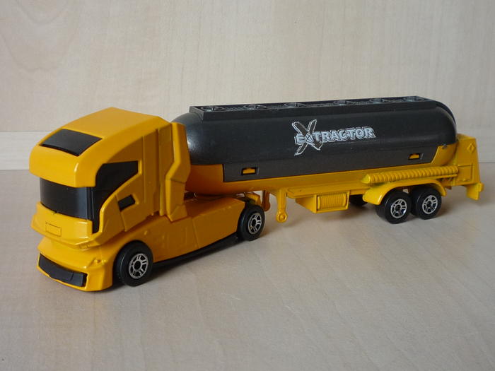 N°355 CONCEPT TRUCK + SEMI-CITERNE 5024179