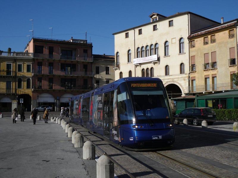 Elektrische Traktion im Stadtverkehr von Padua 7030792pgt