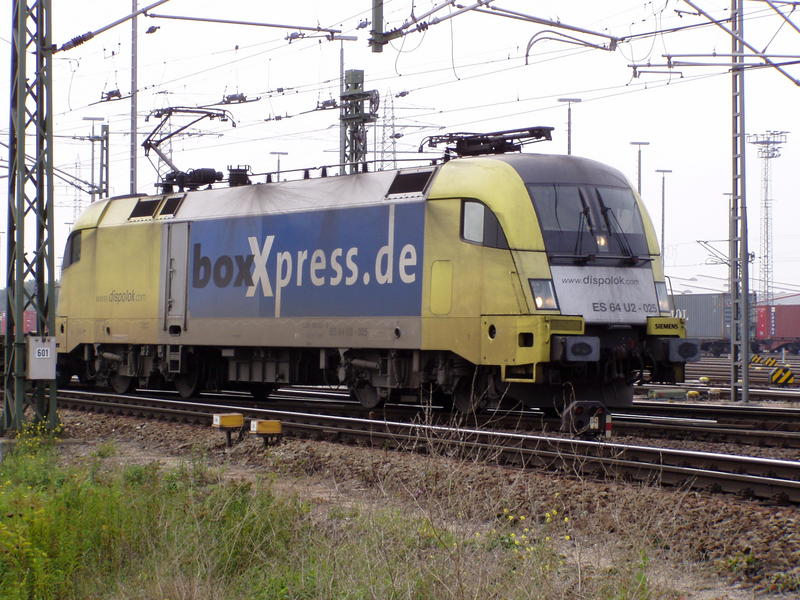 Hamburg und die Eisenbahn 7098672nyf