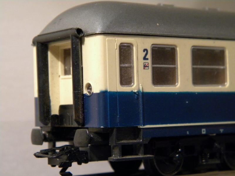 2. Klasse-Schnellzugwagen der DB, blau-beige 7152504nta