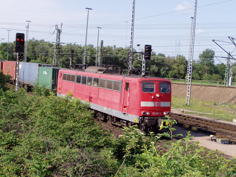 Hamburg und die Eisenbahn 7350133fdn