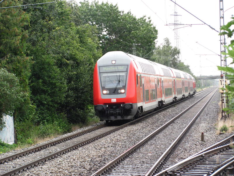 2 Werbeloks am Ostbahnhof 8160690spn