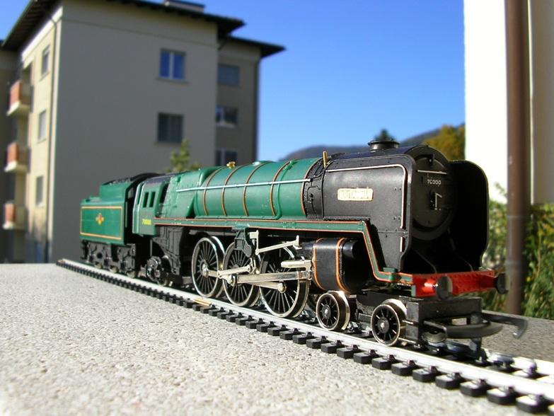 Hornby 00 Gauge? Why not?? 8484400ouu