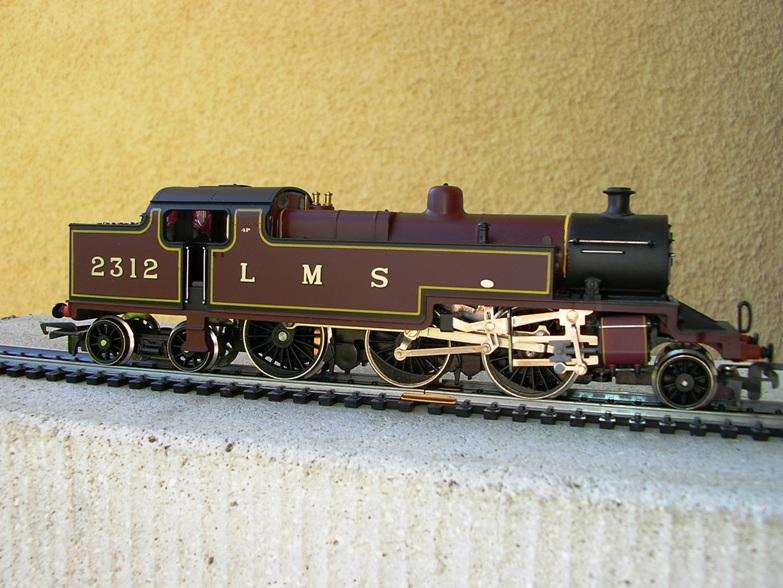 Hornby 00 Gauge? Why not?? 8484471wcs