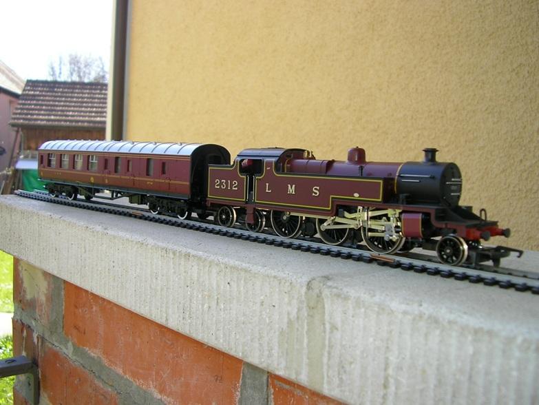 Hornby 00 Gauge? Why not?? 8484475epi