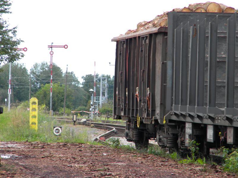 Highlights der Strecke Salzburg-Steindorf-Braunau: Munderfing, Bahnhof 8725005yqs