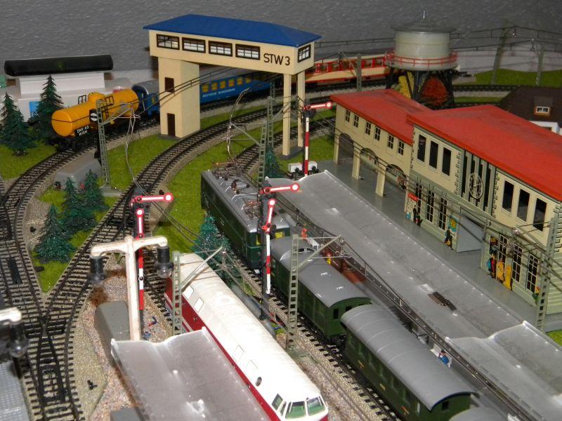 Nostalgieanlage - Versuch mit Märklin M-Gleisen und Märklin-Signalen - Seite 2 9095457voo