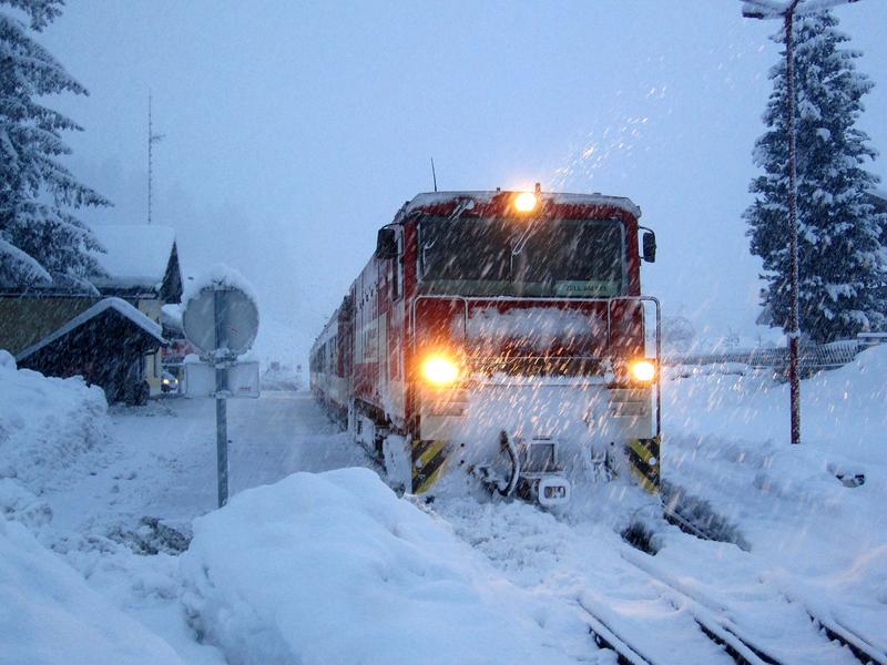 Pinzgauer Lokalbahn (PLB) im Winterbetrieb ... 9496397qmz