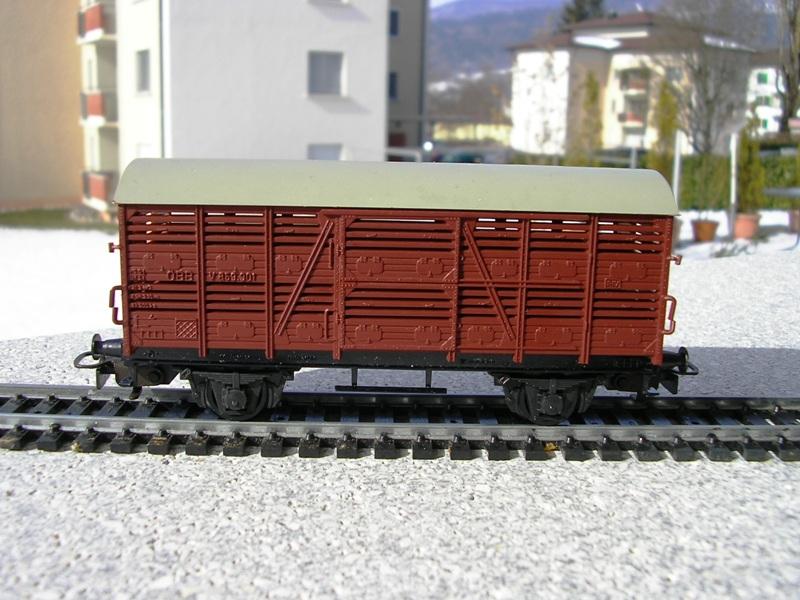 Kleinbahn 327 Kleinviehwagen ÖBB 9582363kgl