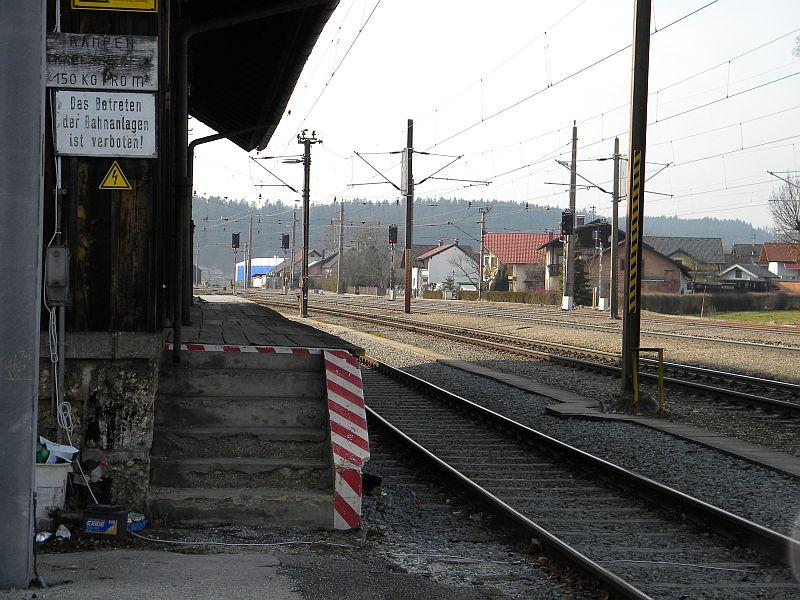 Bahnhof Redl-Zipf 9924805jin