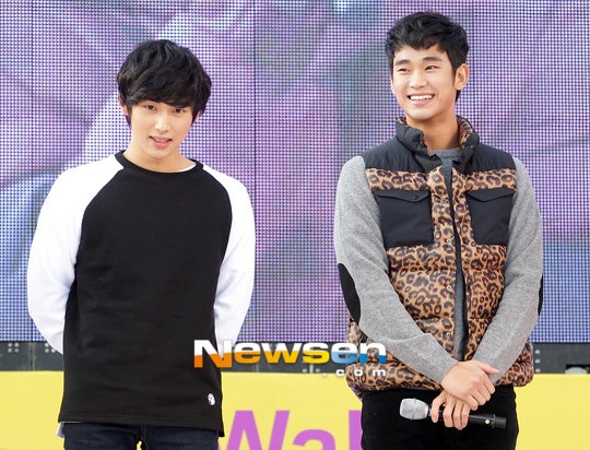 [OTHER] 121117 ZE:A @A Walk With the Stars(Korea Tourism Organization) 479915_501497929869236_1417659671_n