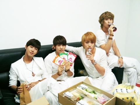 [OFFICIAL] 110709 ZE:A me2day update Starempire_1310199213_15188