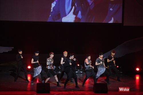 [PERF] 120929 - Japan/Korea Exchange Festival 2012 @Tokyo Tumblr_mbdnflv6ib1qfmaf5o2_500