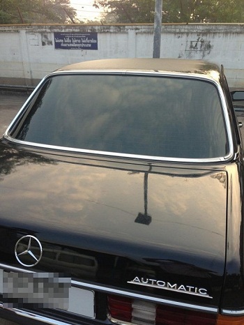 BENZ W123 230E เครื่อง 1jz สภาพสวยๆคราสสิคสีดำดุโหดหรูหรา เฉียบคม  Zac3a