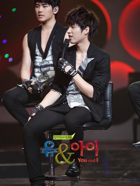 [PICS][06.07.12] WooHyun @You & I Official  Kwh13