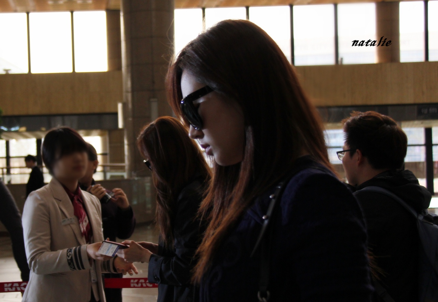 [Airport] 130416  SNSD@ Gimpo airport (6 pics) 4ba27fc9jw1e3rvyt586zj