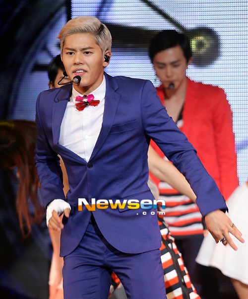 [NEW] 120703 ZEA Showcase Tumblr_m6l6iuxjgf1roqogpo1_500