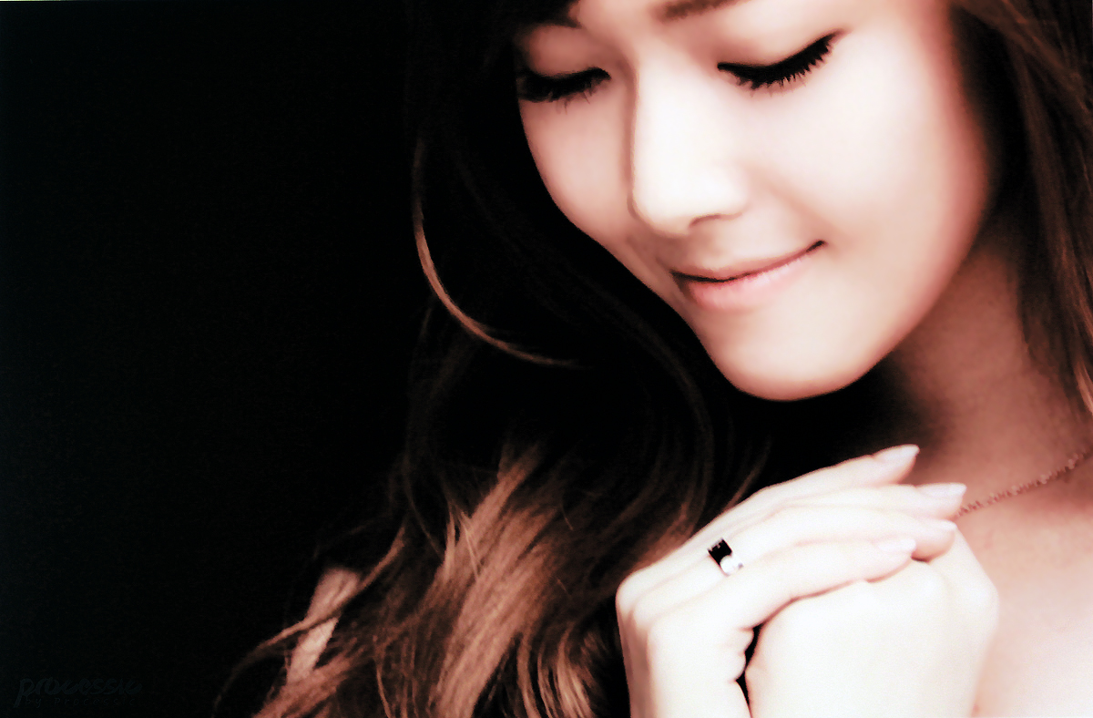   [PICS] Jessica @ exhibición Cartier Love 8244418161_769fd715c9_o