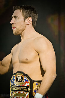 [บทความ]Road to WrestleMania XXVII Chapter 1: The road begins here 220px-united_states_champion_daniel_bryan