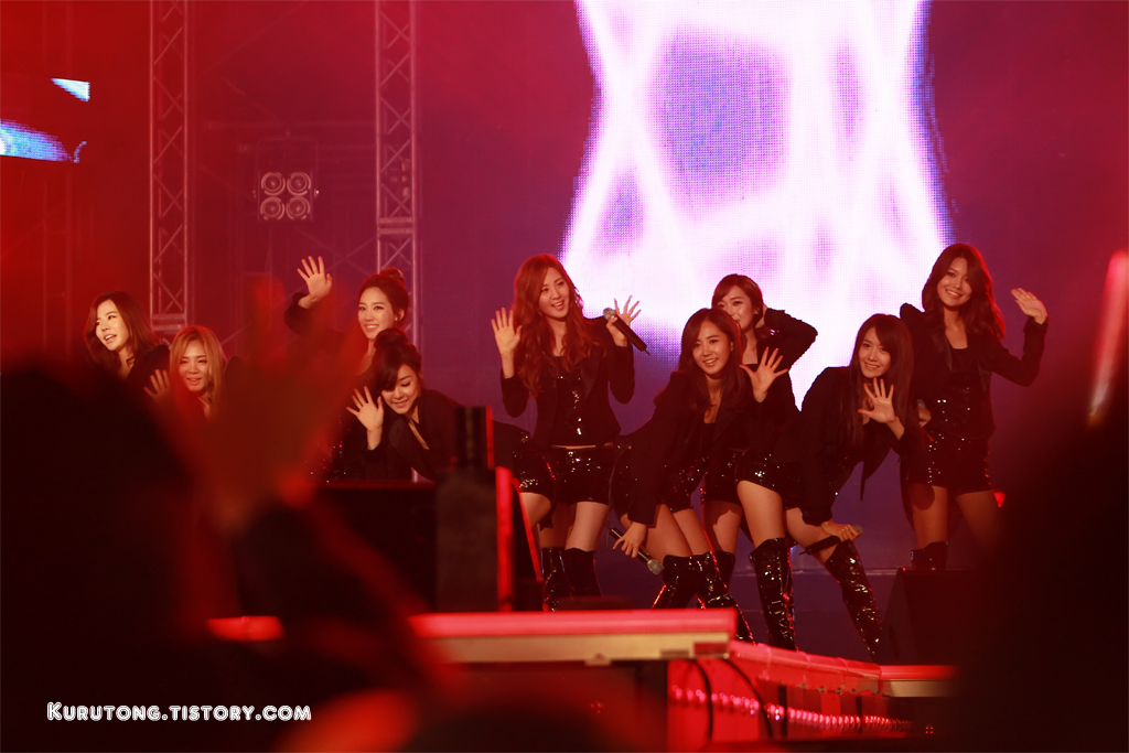 [CAP] 2011.10.08  SNSD en " GTB Big Concert 10th Anniversary of Changsha" Img_3243