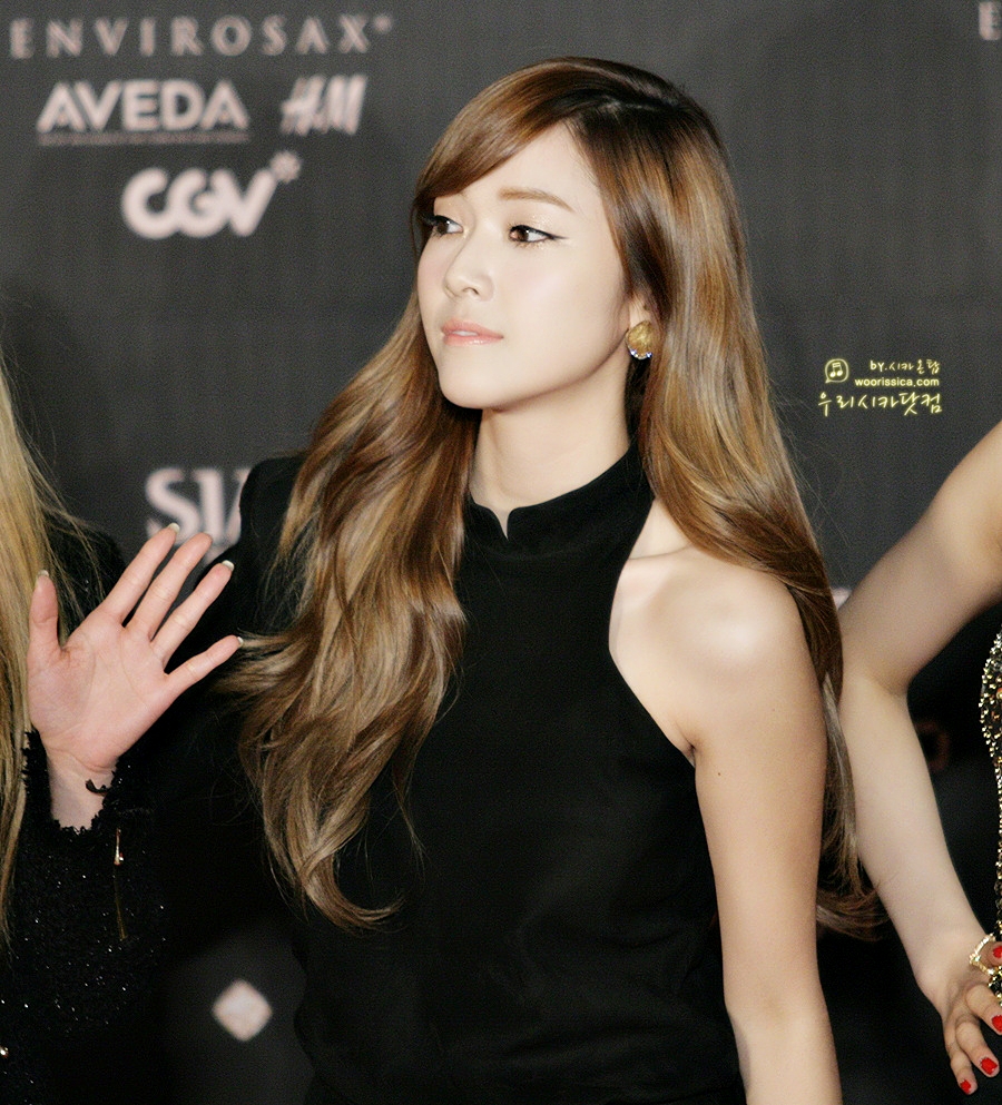 [CAPS]  2011.11.03 Jessica en el "Mnet Style Icon Awards 2011" Img_7979