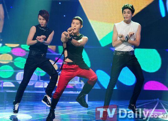 [OTHER] 120830 ZE:A COMEBACK STAGE @ SBS N1dw1