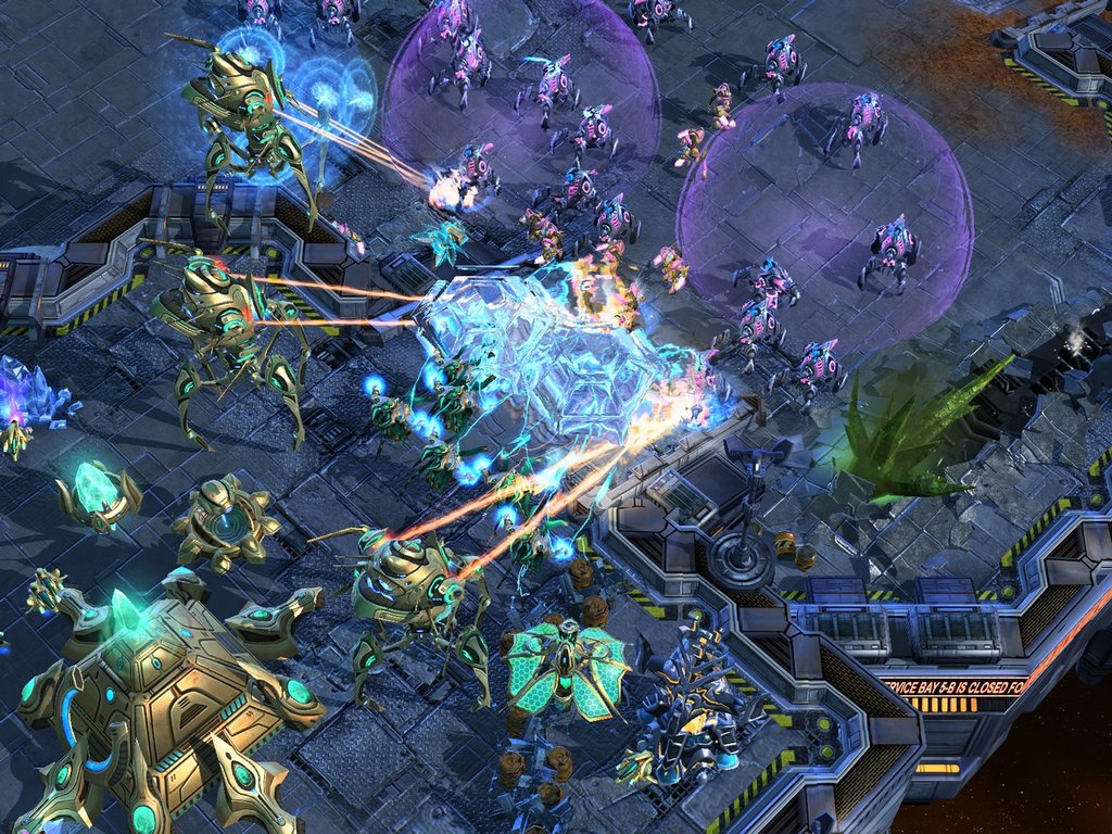 StarCraFT2ด่วน เกมสืใหม่มาแรงขายล้านกล่องใน24ชม. Starcraft-ii-screenshot-big