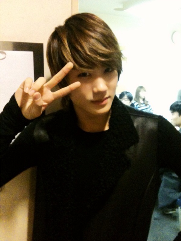 [OFFICIAL] 110108 ZE:A JAPAN BLOG Updates O0599080010970597297