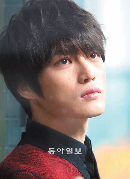 [121215] Jaejoong interview pic from dongA 7au03