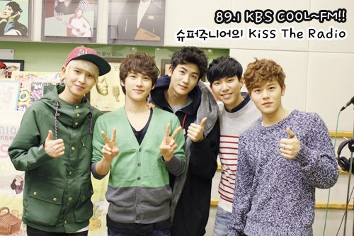 [RADIO] 130329 ZE:A FIVE with DJ MinWook @ Sukira  149242_567804039905291_52623528_n