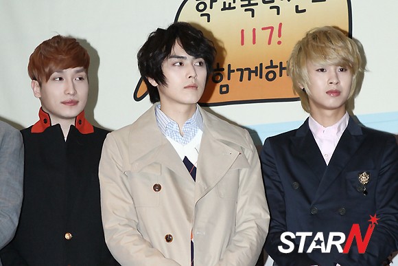 [NEWS] 120316 ZE:A For the Prevention of School Violence  Tumblr_m0zmecczaq1qgigrl