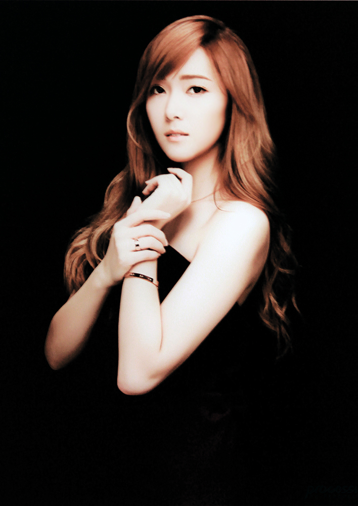   [PICS] Jessica @ exhibición Cartier Love 8244415461_7ccaa96cc8_o