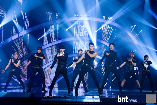 [PERF] 120927 ZE:A MCountdown Tumblr_mb0ek4wsd31qfmaf5o1_1280