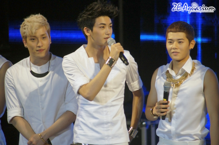 [OTHER] 120901 ZE:A Featured keoltu show Public Broadcasting through the members U1ze7