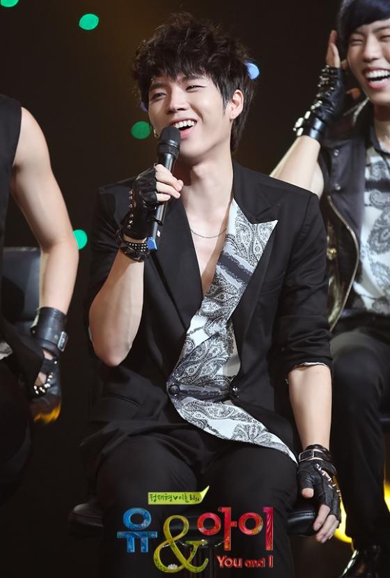 [PICS][06.07.12] WooHyun @You & I Official  Gwh11