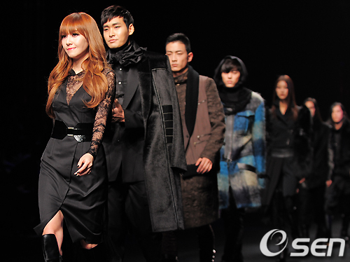 Part2	 เจสสิก้า (Jessica) แห่ง โซนยอชิแด เดินแฟชั่นโชว์ในงาน '2011 F/W SEOUL FASHION WEEK' 58029