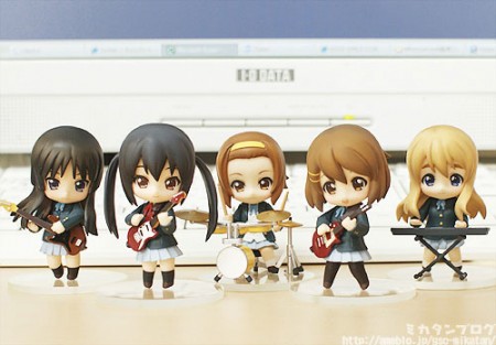 Preview : Nendoroid Puchi K-ON! SET Nenpuchi-k-on-02-450x313