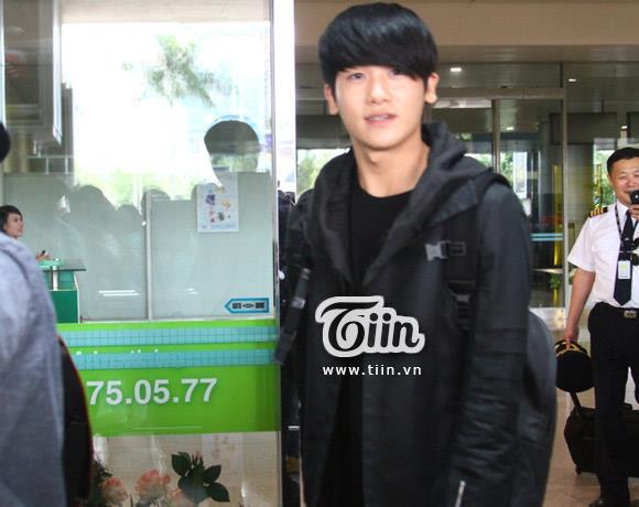 [OTHER] 121123 ZE: A @Tan Son Nhat airport & Hotel(Vietnam) 8776_503950849623944_286443563_n