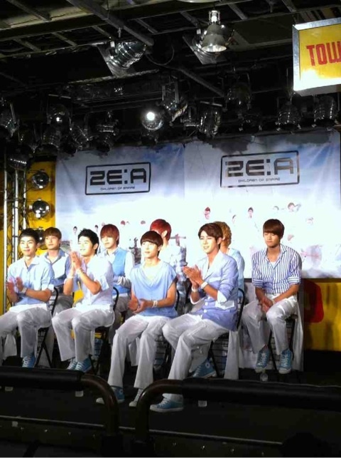 [OFFICIAL] 110830 Japan Blog Update O0480064311451374275