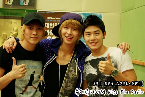 [RADIO] 110719 ZE:A @ Super Junior Kiss The Radio Tumblr_looevcjtpc1qebqc0o1_500