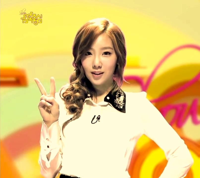 [CAPS] 130420 TTS @ MBC Music Core (22 pics) Jbhmca5vyez7sb