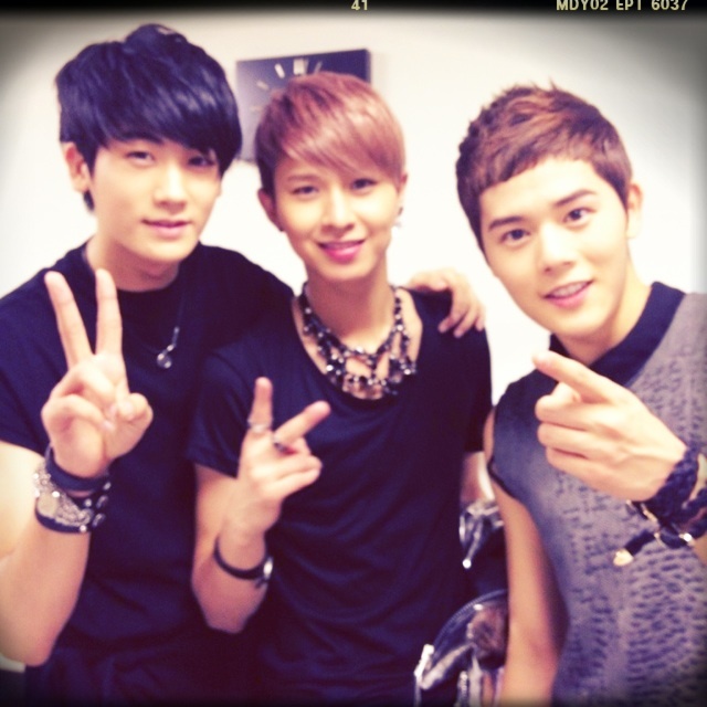 [OFFICIAL] 121001 ZE:A Japan Blog Update O0640064012215190714