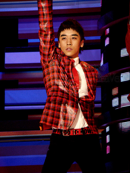 [Photos] SeungRi Img_3_1181_1