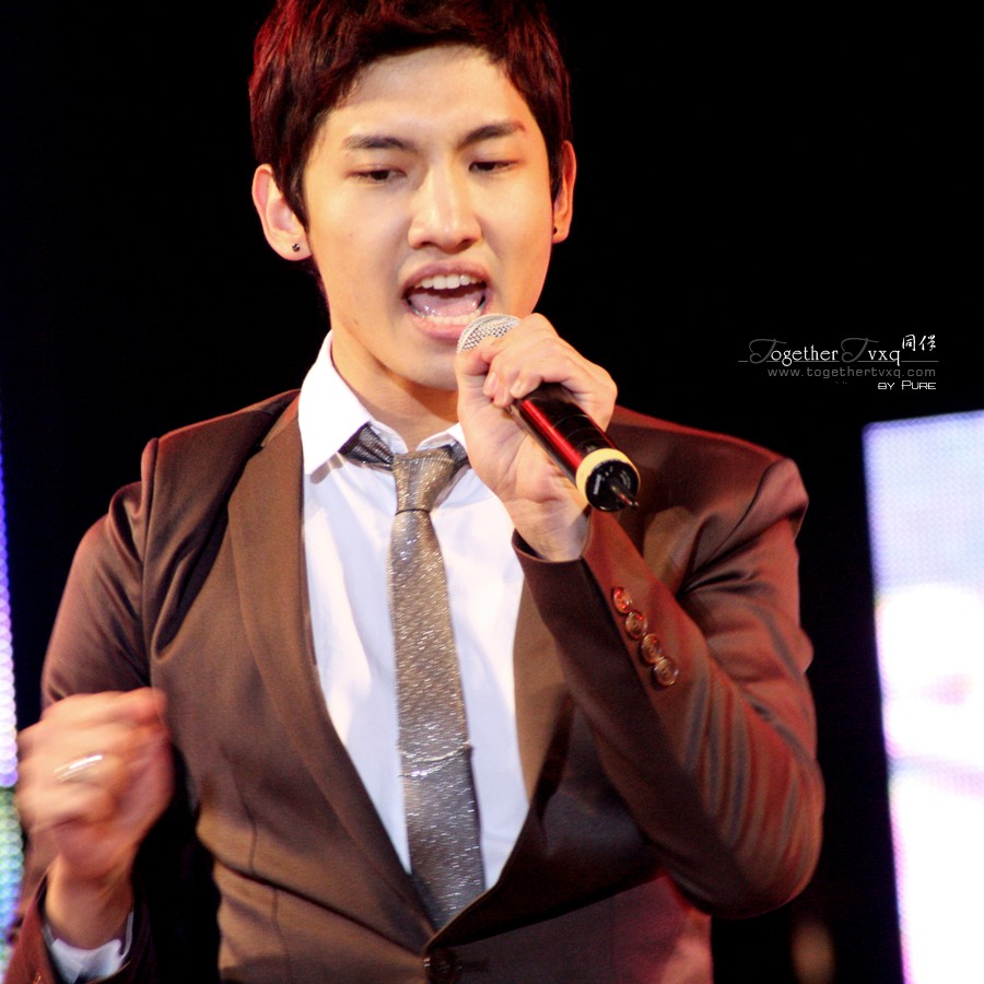 [Pics] Changmin @ Dream Concert Part 1 Hope_09032922