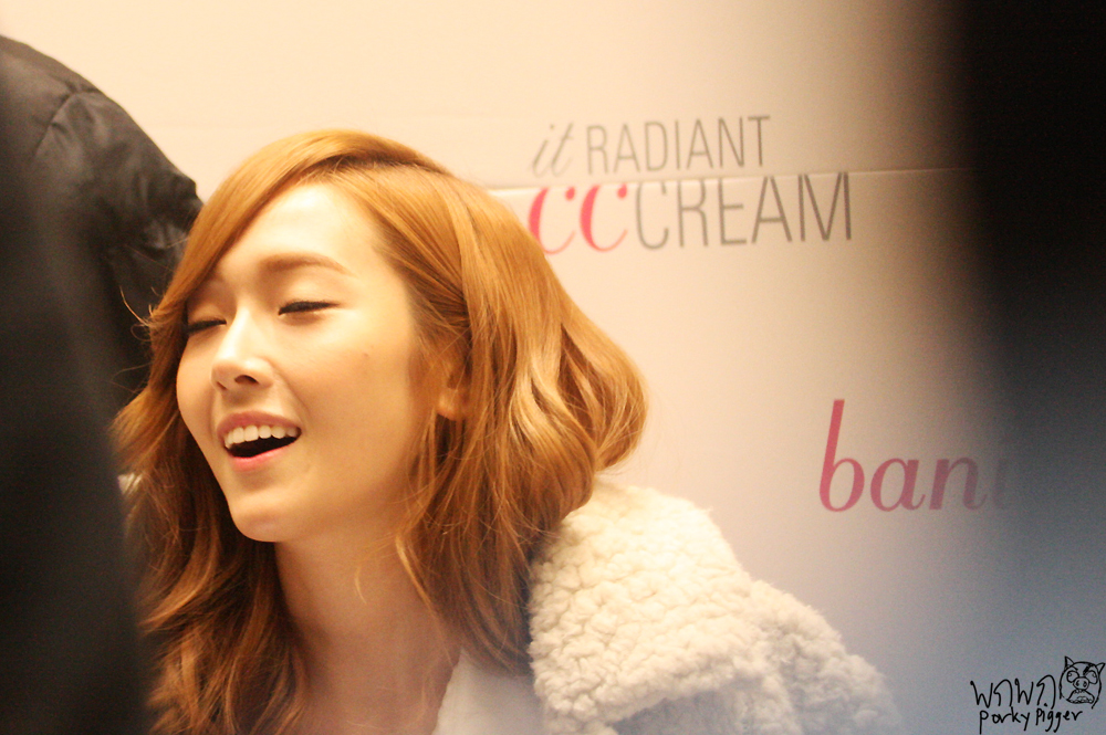 [PIC][12-02-2013]Jessica xuất hiện tại sự kiện "Banila Co Beauty Talk" vào chiều nay Img_4498