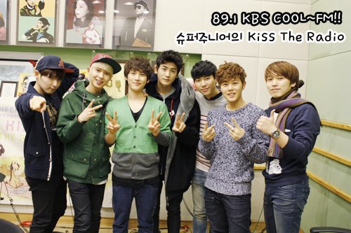 [RADIO] 130329 ZE:A FIVE with DJ MinWook @ Sukira  544504_567804096571952_27452158_n