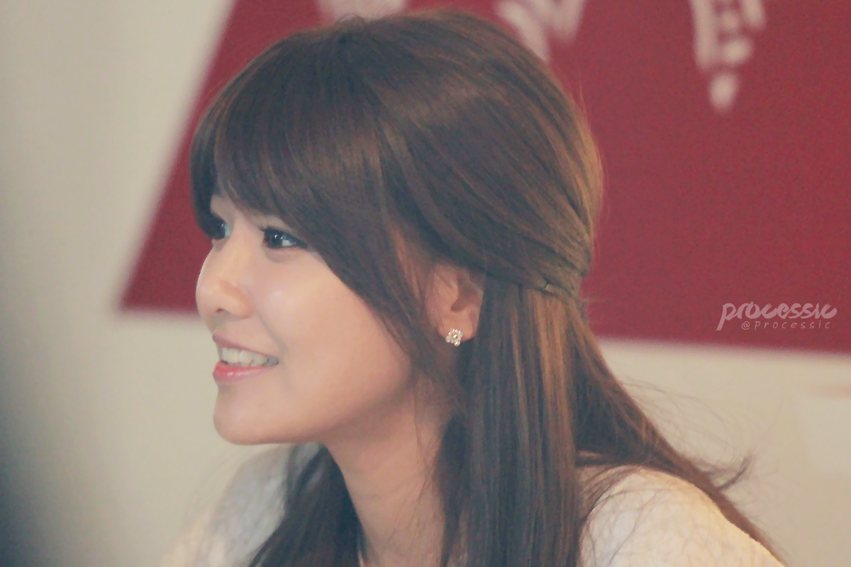 [PIC][01-12-2012]SooYoung xuất hiện tại buổi fansign cho thương hiệu mỹ phẩm "LLang" vào chiều nay - Page 2 Img_6962